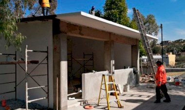 Ayuntamiento Antorchista construye aula para la primaria “José María Morelos y Pavón” en Mexquitic