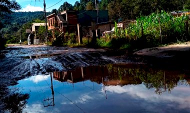 Carretera Metlatónoc- Cochoapa el Grande, en pésimas condiciones
