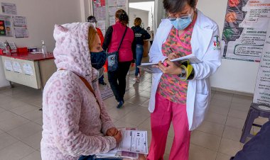 Dirección de Salud Municipal e ISEM realizan campaña de salud para mujeres