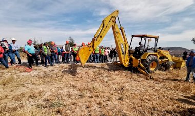 Ayuntamiento de Mexquitic beneficia con red de agua a comunidades 