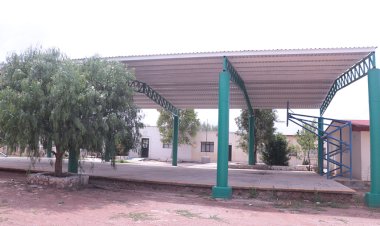 Ayuntamiento Antorchista culmina obra de techado en la Escuela Primaria 21 de Marzo