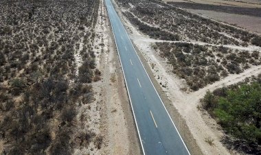 Ayuntamiento de Villa de Ramos mejoró carreteras y caminos con Antorcha