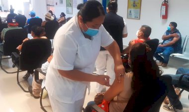 Inmunizaciones de segunda dosis de Pfizer en Tecomatlán