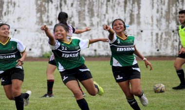Equipo de fútbol femenil  del Instituto Deportivo se prepara para el periodo 2021-2022