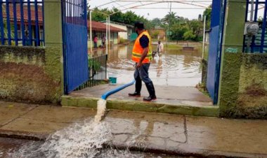 En riesgo escuelas de Jalisco por lluvias y covid-19