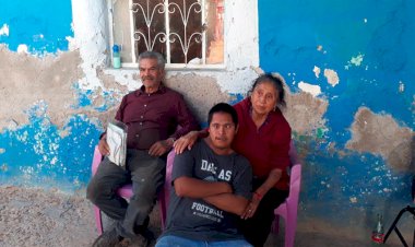 Familia de Fresnillo pide apoyo para reparar su casa en riesgo de derrumbe