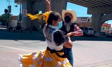 Jóvenes difunden arte y cultura en las principales calles de la ciudad de Durango