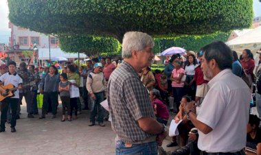 En Zitácuaro, habitantes son ignorados por secretario del Ayuntamiento