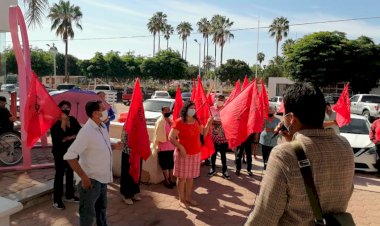Antorchistas entregan pliego petitorio a Gobierno de Etchojoa