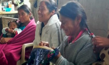 Luchan por proyecto productivo, mujeres emprendedoras de Tecoltepec