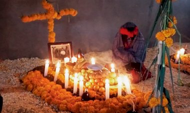 Con bellos altares y concurso de catrines EPO 356 celebra el Día de Muertos