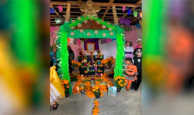 Colonias populares concursan con ofrendas en Chalco