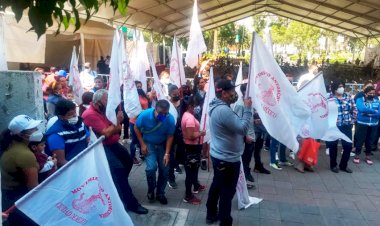 Antorchistas de Iztapalapa exigen a alcaldía solución a demandas sociales
