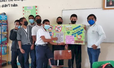 Cumplen observación y práctica en Escuela Normal de Tecomatlán