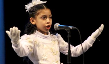 Jóvenes de Chimalhuacán, rumbo al Concurso Estatal de Poesía
