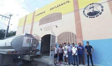 Jóvenes realizan limpieza en Albergue Estudiantil Felipe Carrillo Puerto en Chetumal