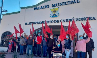 Antorcha entrega pliego petitorio a Gobierno de Carbó, Sonora