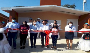 Inaugura Antorcha infraestructura educativa en la Telesecundaria Luis Mora