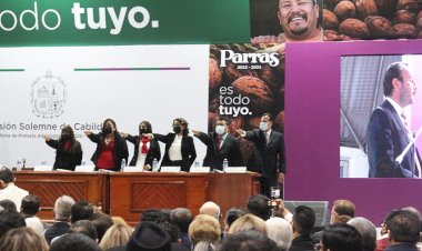 Isidro Miguel Cruz toma protesta como regidor de Parras