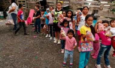 Llevan alegría a infantes de Tamaulipas