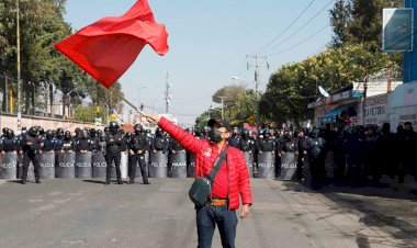 Educación en Puebla: rezago y represión