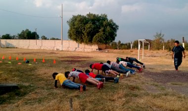 Organizan antorchistas actividades deportivas en unidad Moisés Saba