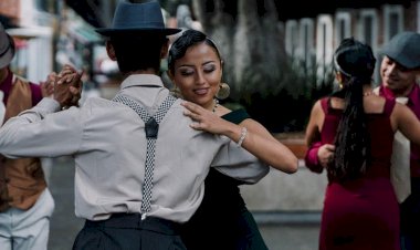 Tangos argentinos en V Encuentro de Folclor Internacional