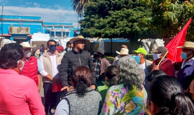 Campesinos de Tenango del Valle realizan peticiones sociales al Ayuntamiento