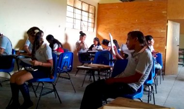 Preparatoria de Zacualpan, en total abandono de las autoridades educativas