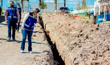 Inician obras de drenaje y pavimentación en Saucillo