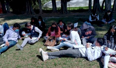 Preparatoria de Tenancingo acerca ciencias a sus estudiantes