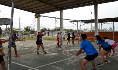 Antorcha Invita a formar parte de sus clubes deportivos  en el puerto de Veracruz