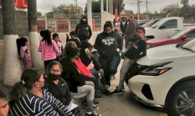 Planta sindicatura de Hermosillo a familias vulnerables; además las amenaza con desalojo 
