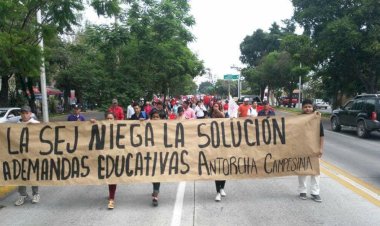Jaliscienses anuncian marcha a la Secretaría de Educación