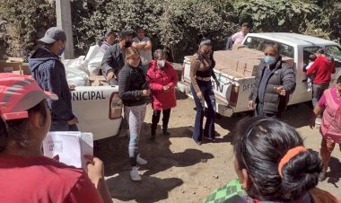 Con gestión y constancia, reciben despensas 200 familias de Pátzcuaro