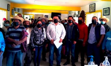 Continúan antorchistas de Alcozauca buscando diálogo con el alcalde