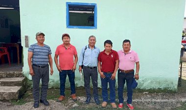 Líder antorchista se reúne con comunidades de Tacotalpa