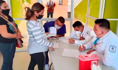 Antorcha gestiona vacuna contra influenza para comunidad de Torreón