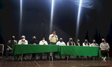 Se reúne alcalde de San Pedro con dirigente de Antorcha
