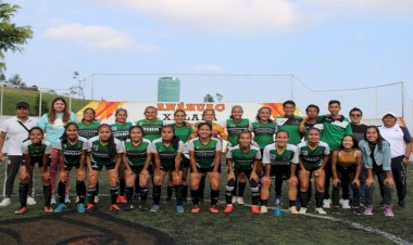 Vence Instituto Deportivo a Universidad ANÁHUAC en fútbol bardas femenil