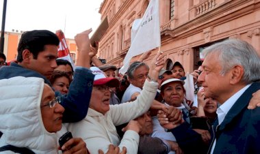 AMLO en Coahuila, manos vacías y más promesas