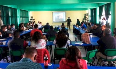 Consejo Técnico de Escuelas Secundarias Técnicas se reúne en Ahuatempan