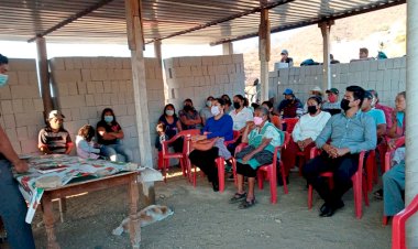 Nombran nuevo comité en la Colonia Fraternidad en Teotitlán