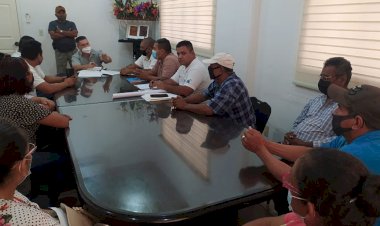 Colonos de Apatzingán en larga espera de respuesta a sus peticiones, señalan