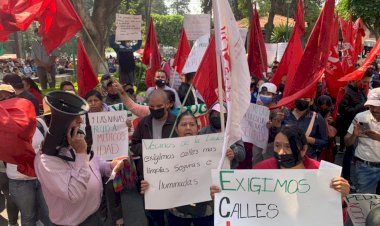 Entrega de pliego petitorio en Chimalhuacán