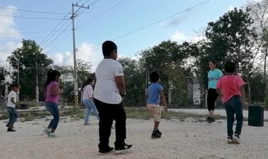 Con grupo de danza Antorcha busca desarrollo de niños en Cancún