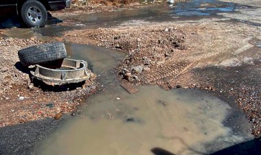 Urge reparación de fugas de aguas negras en NL