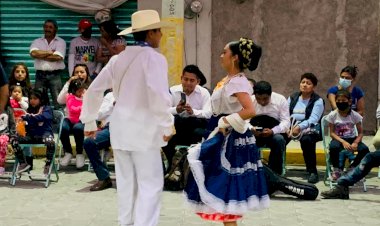 Feria de Huapangos inicia festejos de la Unión Antorchista