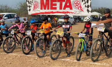 Organiza Antorcha ciclismo infantil de montaña en Ajalpan