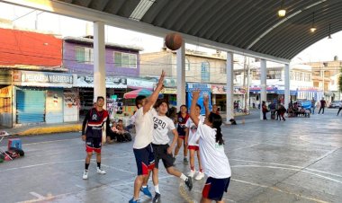 Basquetbolistas de Chimalhuacán triunfan en Hidalgo